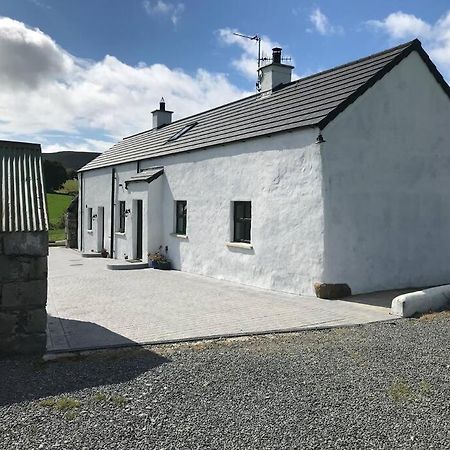 Mournes Family Cottage With Hot Tub Hilltown Экстерьер фото