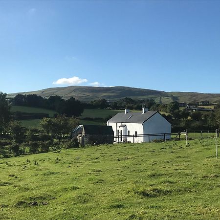 Mournes Family Cottage With Hot Tub Hilltown Экстерьер фото