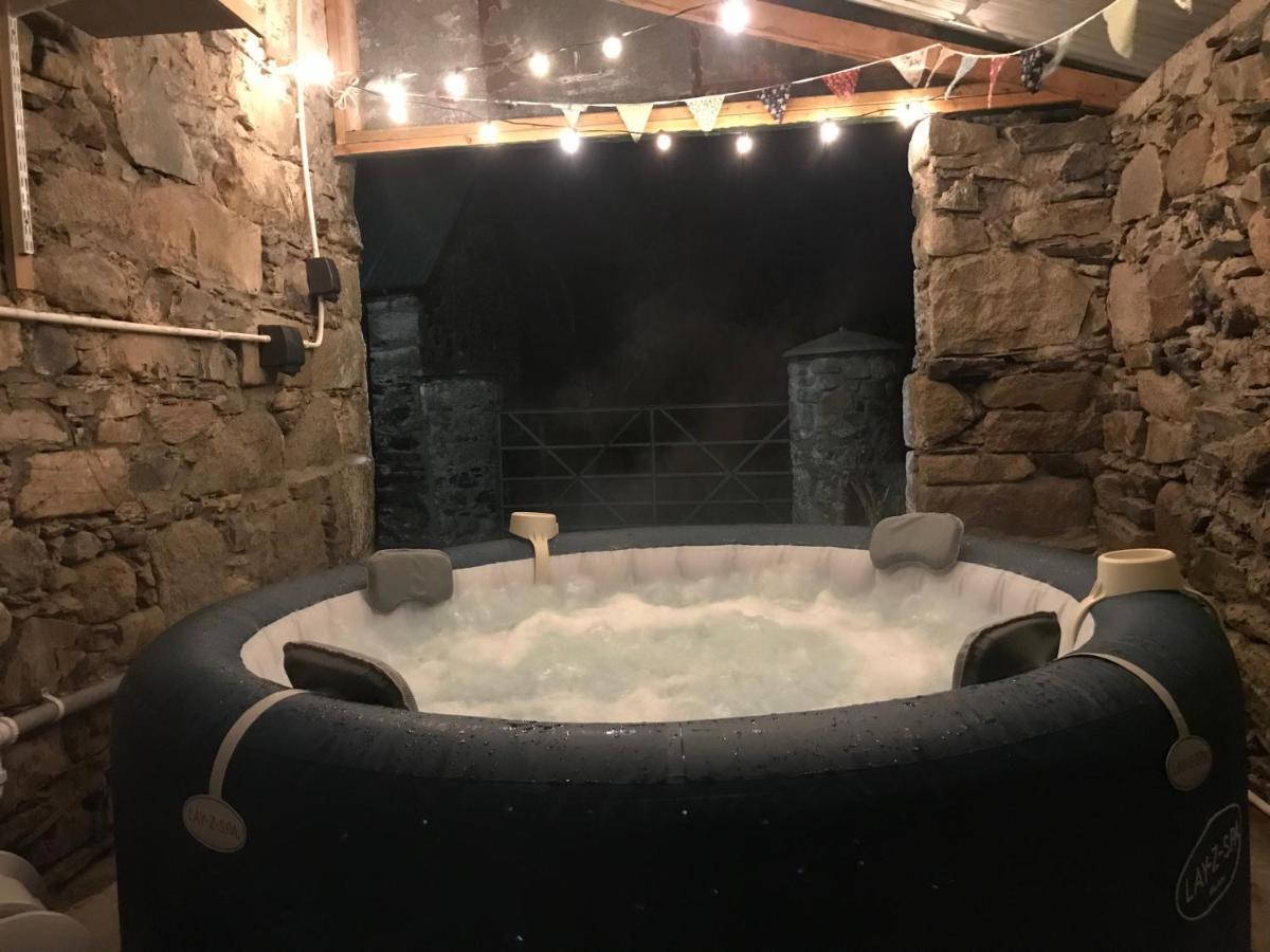 Mournes Family Cottage With Hot Tub Hilltown Экстерьер фото